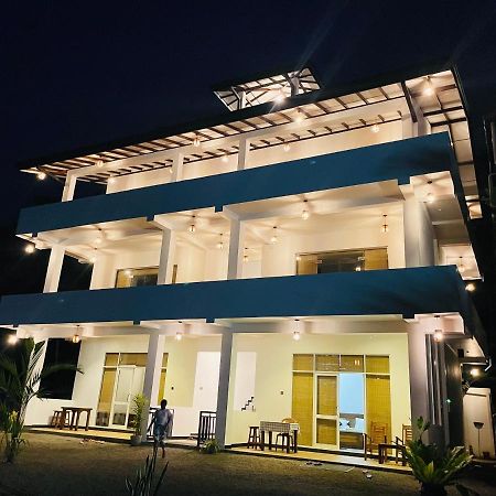 Dk Zur Einkenr Hotel 아항가마 외부 사진