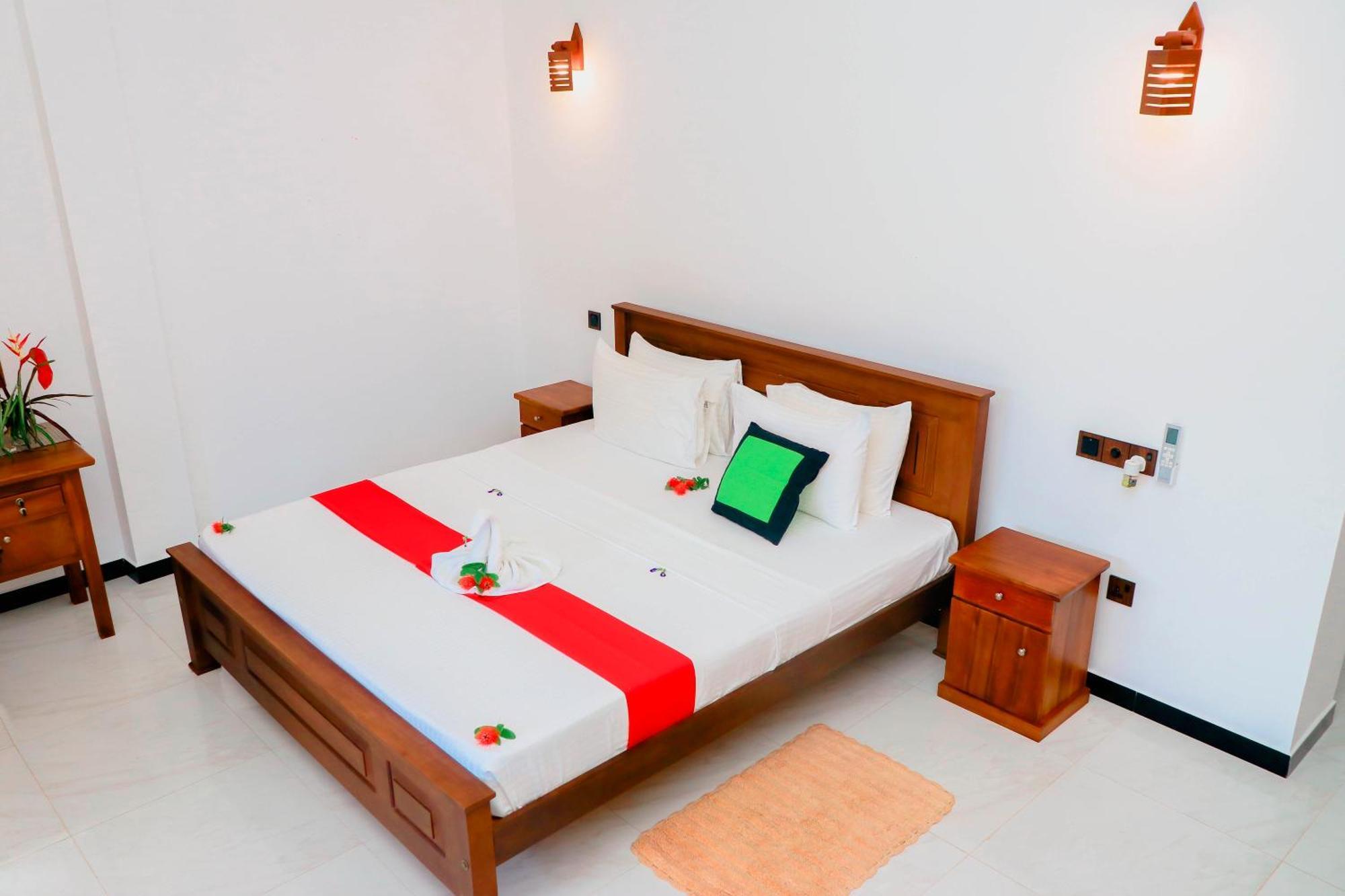 Dk Zur Einkenr Hotel 아항가마 외부 사진